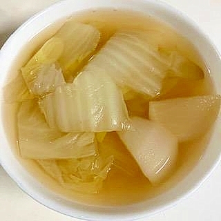 かぶ・白菜・長ねぎのコンソメスープ