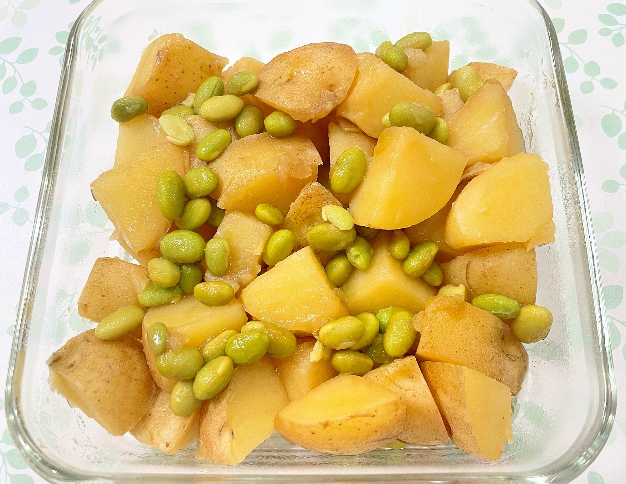 じゃがいもと枝豆の煮物