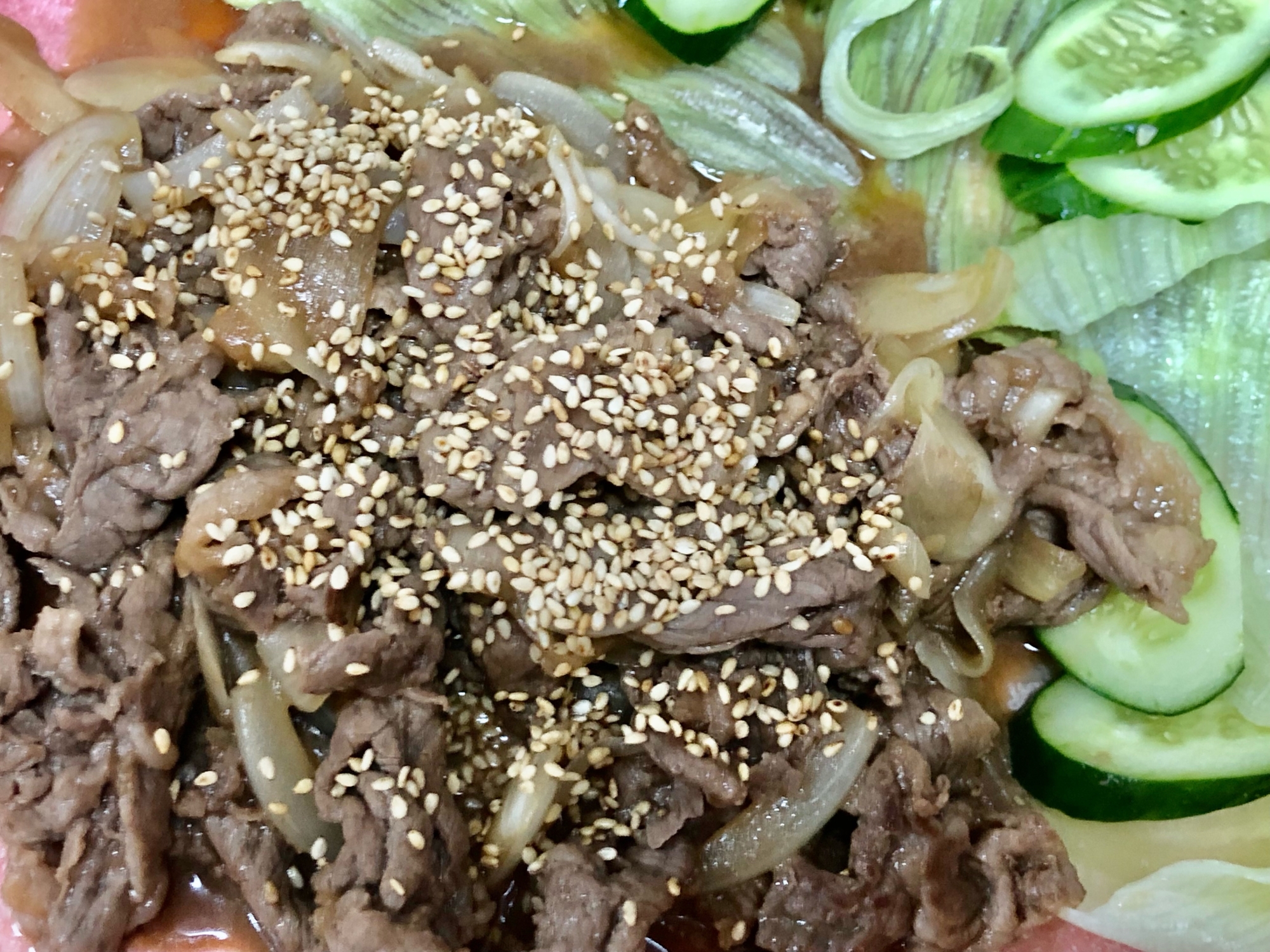 牛肉と玉ねぎの甘辛炒め(๑⃙⃘´༥`๑⃙⃘)