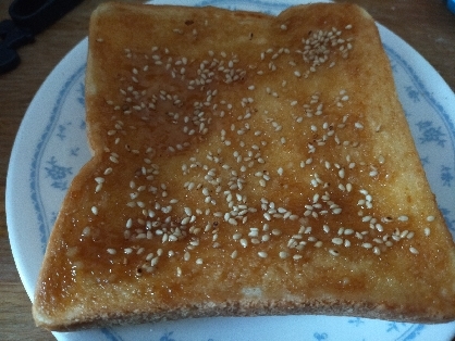 焼き肉のたれで　❤にんにく風味のごまトースト❤