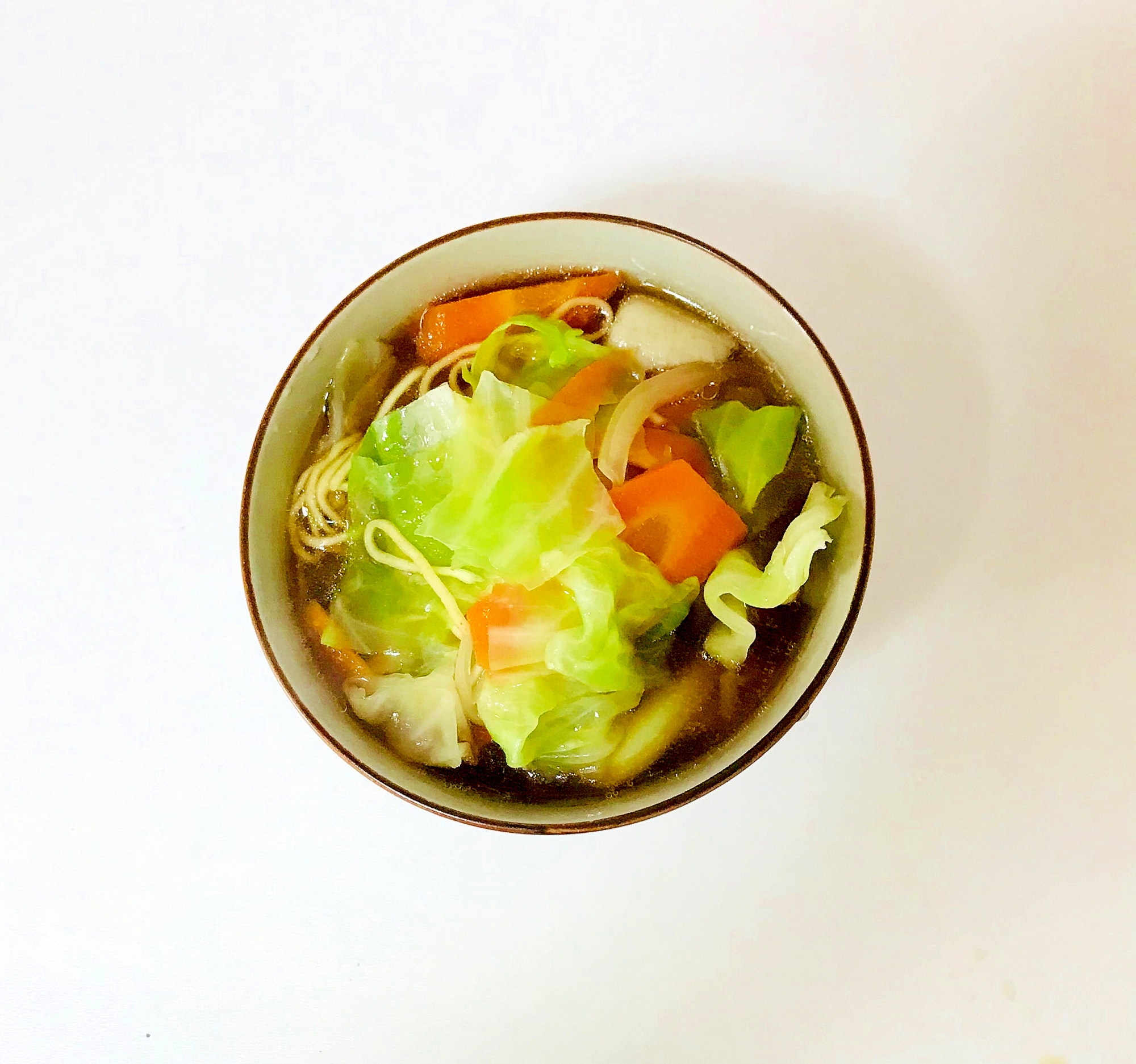 簡単野菜たっぷり醤油ラーメン