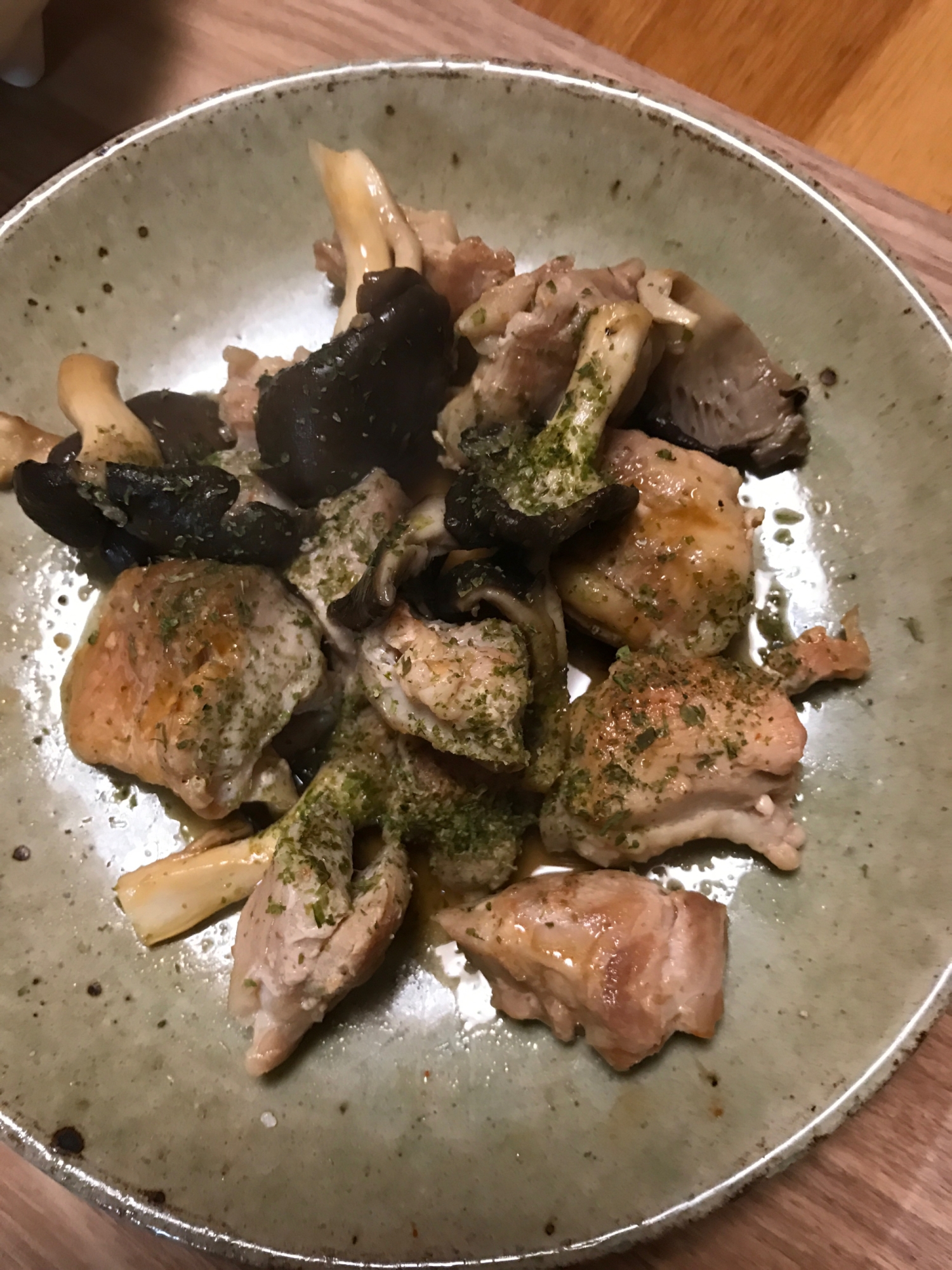 鶏肉とひらたけの青のり炒め