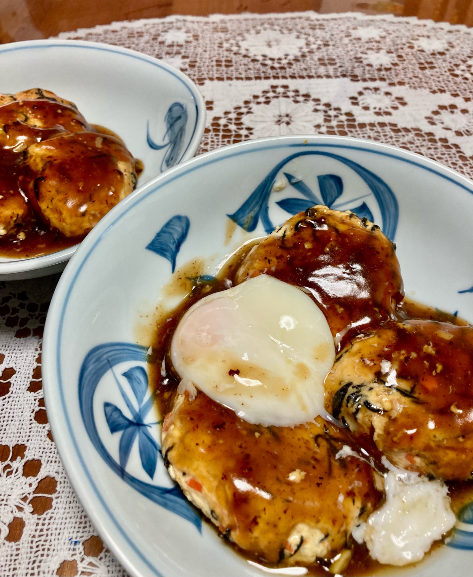 甘辛照り焼き☆豆腐ハンバーグ(今日は温泉卵つき！)