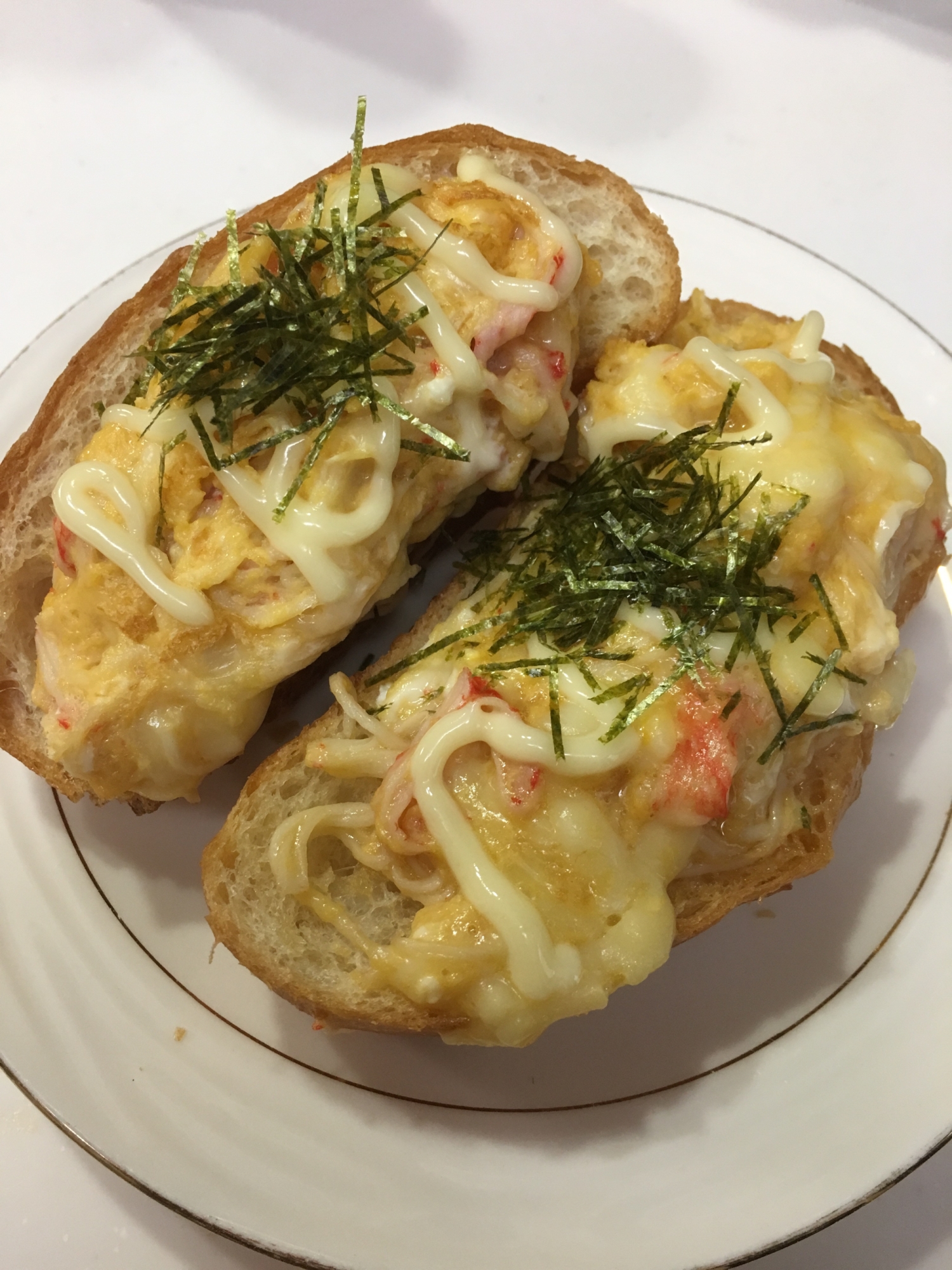 【青じそ】カニカマとチーズ卵のフランストースト