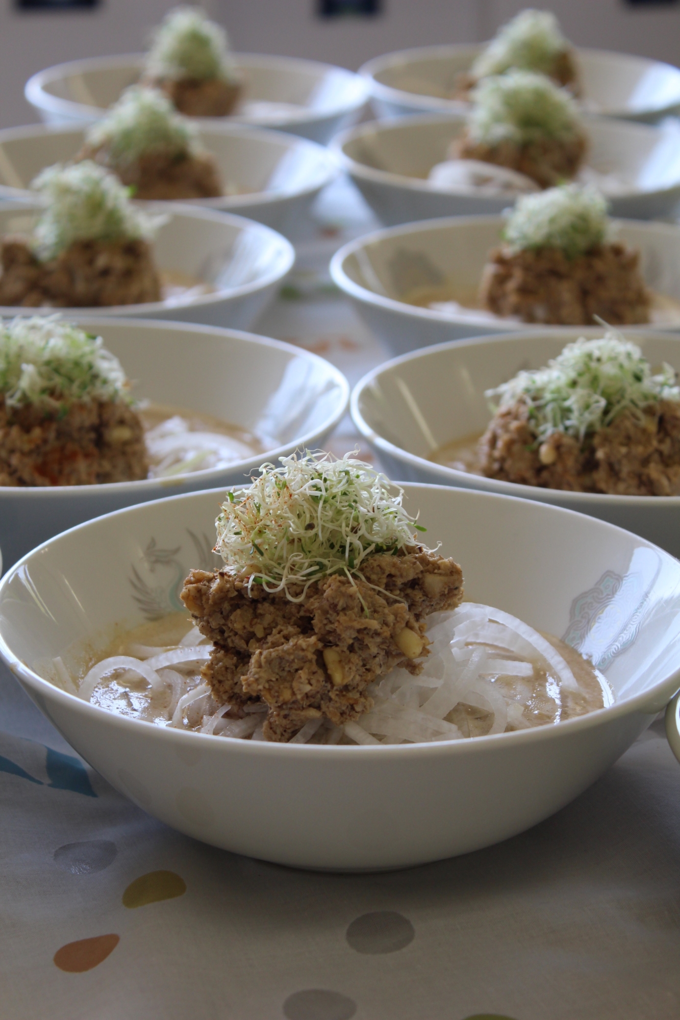 ごまたっぷりロー担々麺