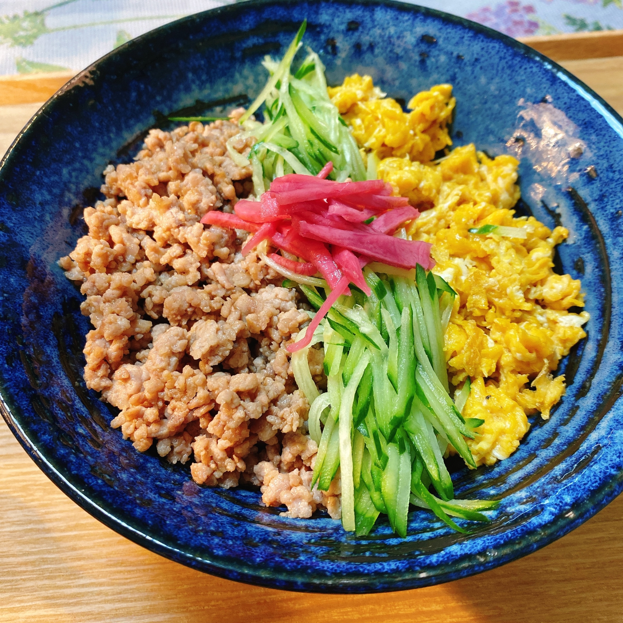 豚のそぼろ丼