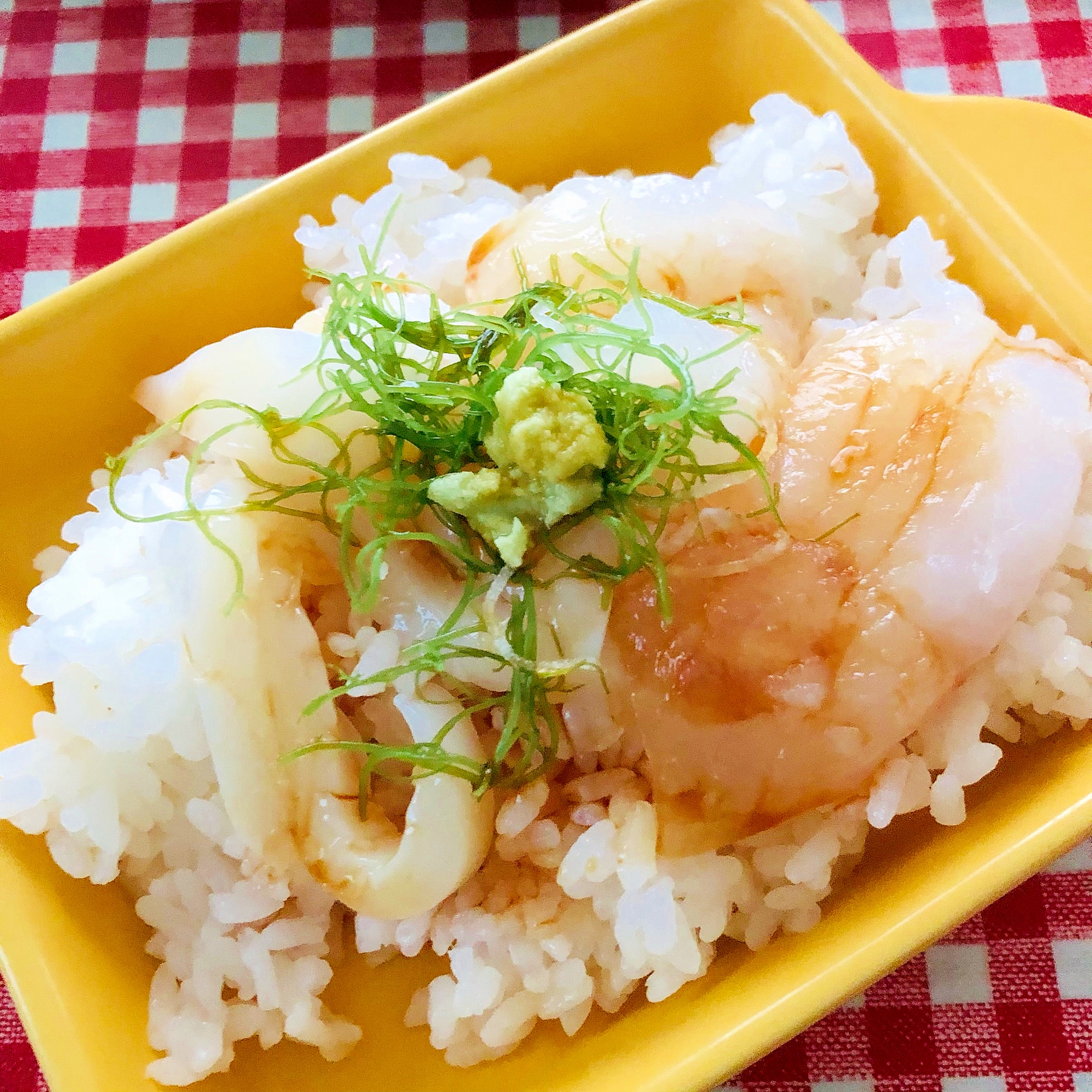 いかと鯛の海鮮丼