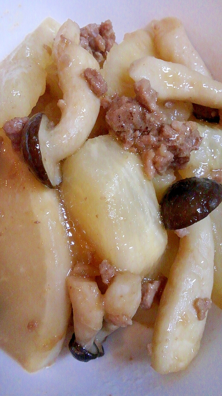 かぶとしめじのひき肉炒め