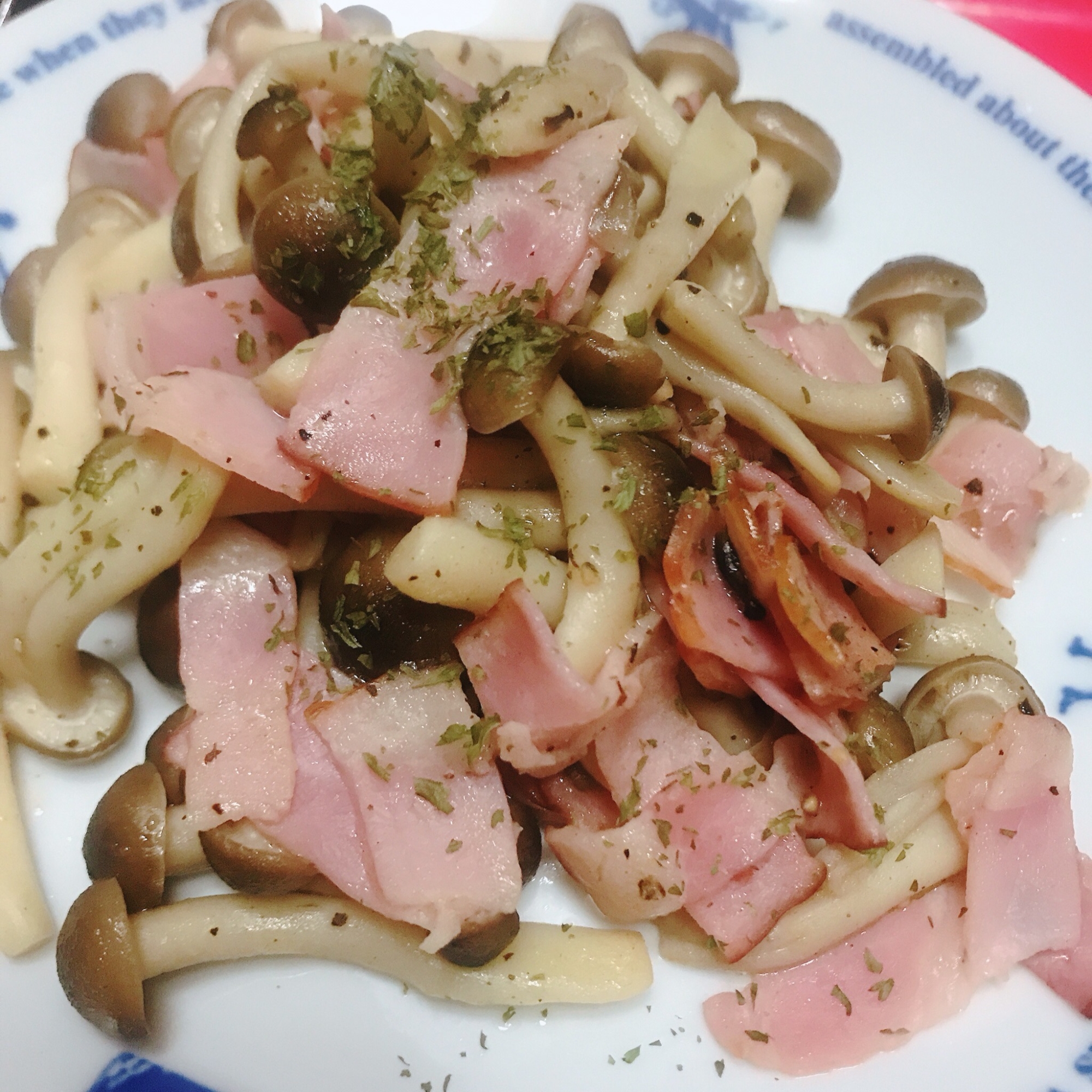 ベーコンとしめじのバター炒め レシピ 作り方 By こままん 楽天レシピ