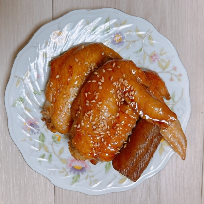 手羽先ひらき/焼いてからの甘辛煮/ビールに合う‼️