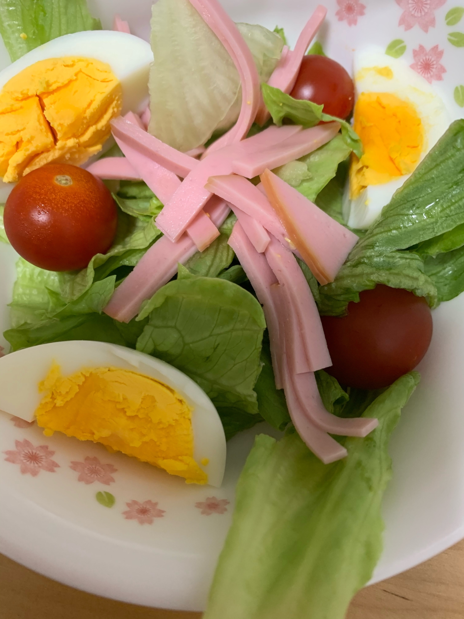 切って和えるだけ❤️簡単彩りサラダ