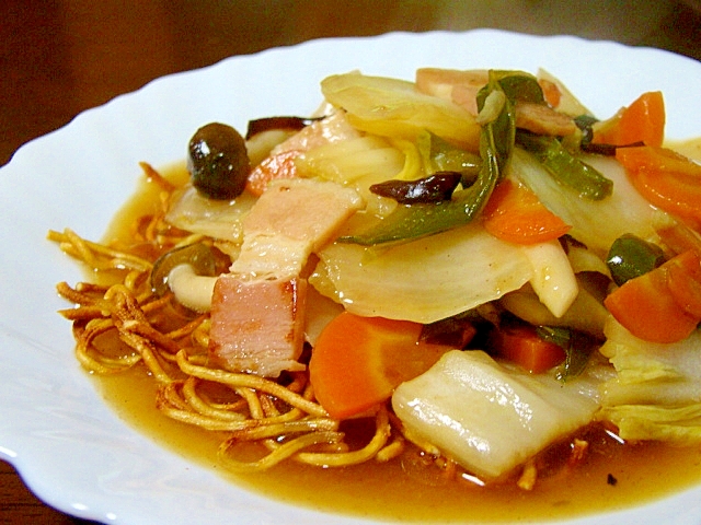 即席麺で♪ぱりぱり長崎皿うどん