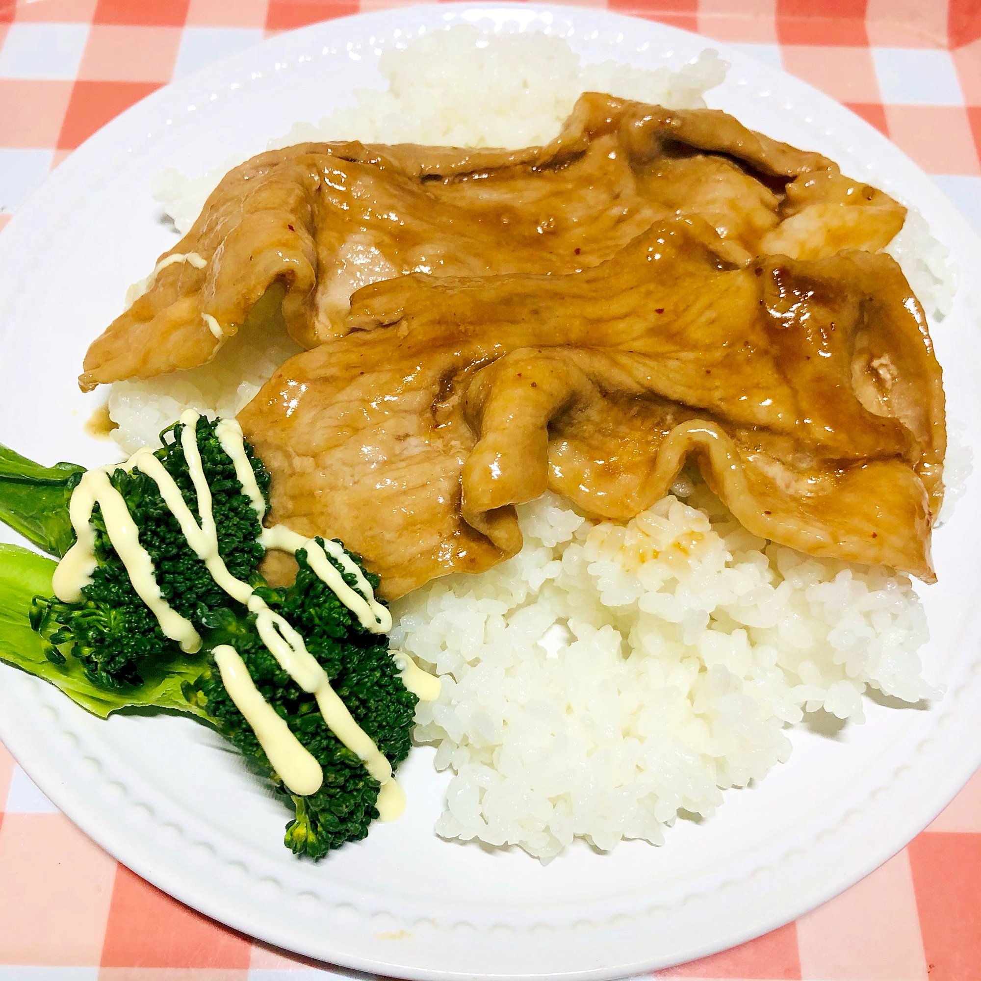 豚肉の生姜焼き丼