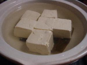 土鍋で湯豆腐