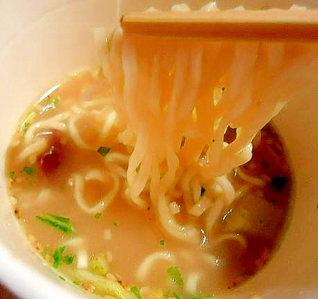 白湯ラーメン