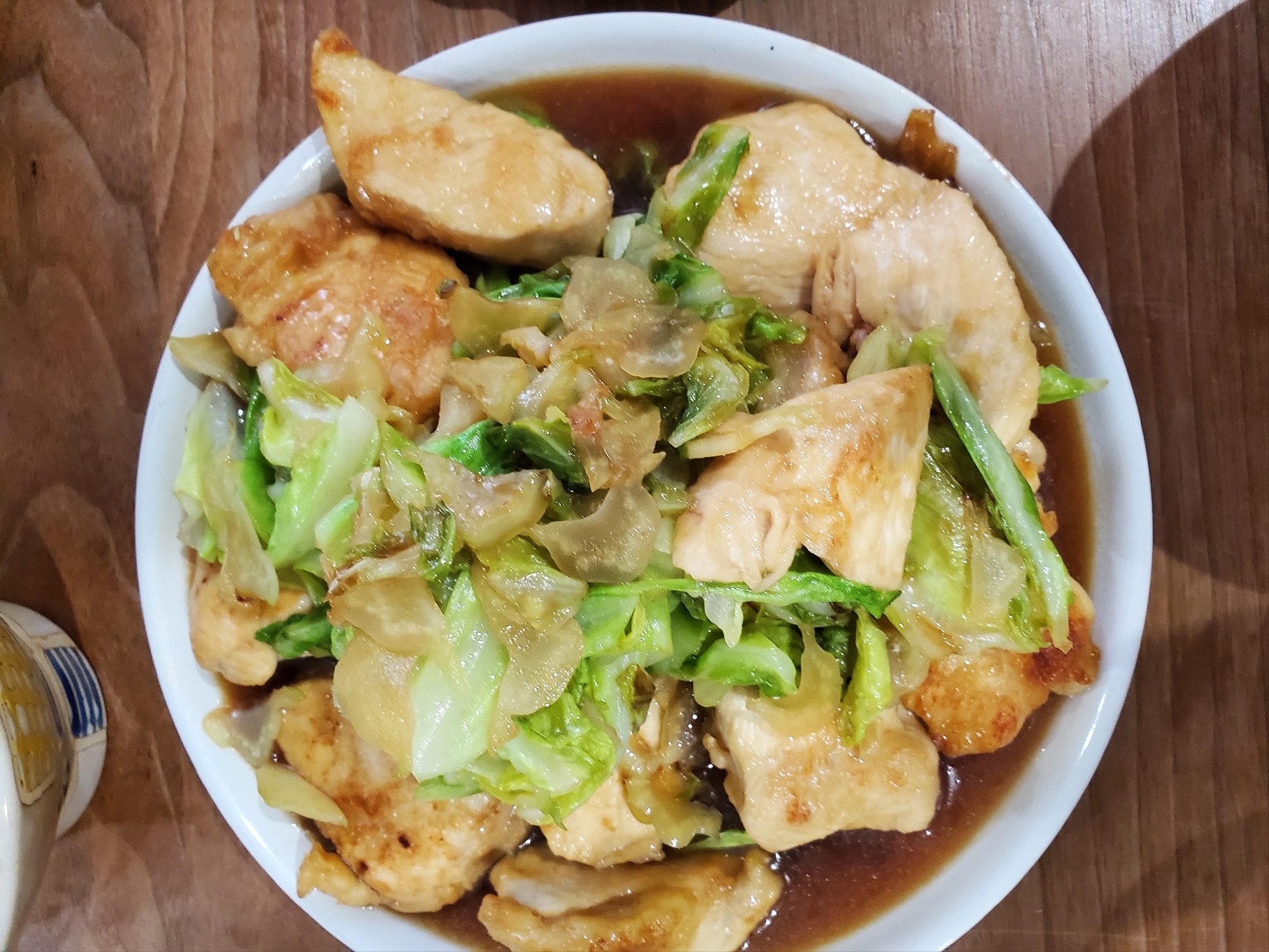 むね肉とキャベツの醤油炒め