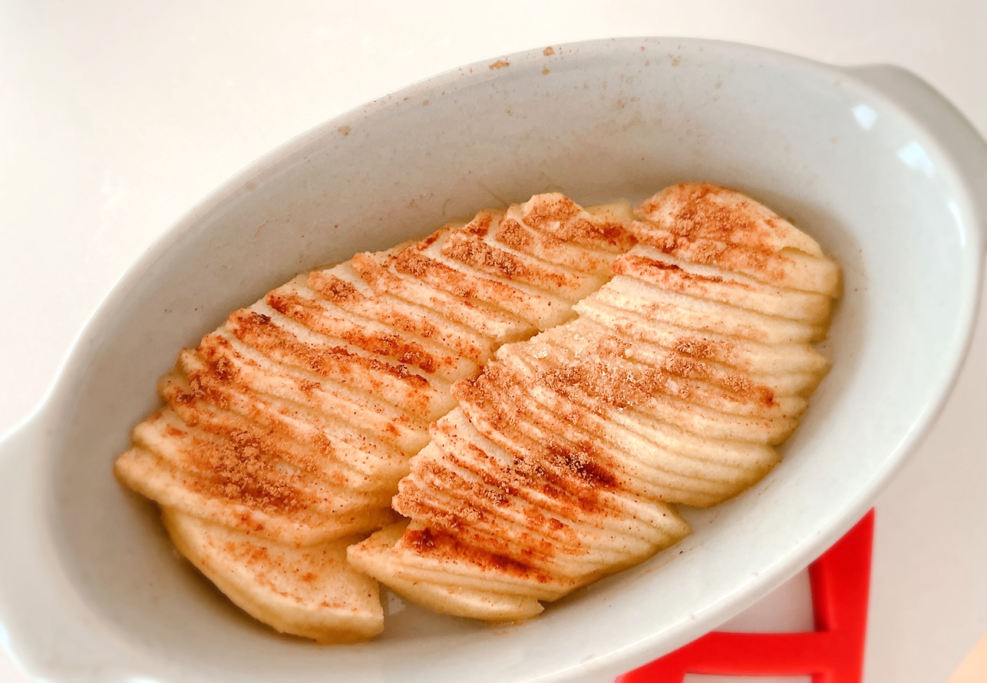 トースターで簡単！りんごのシナモンシュガー焼き