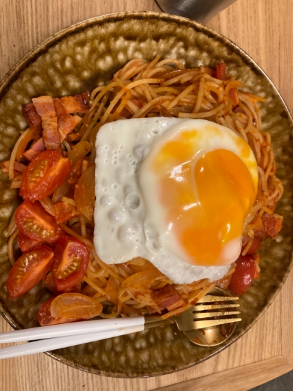 簡単につくれました！
目玉焼きのせたらめちゃくちゃワンパクな感じに！
美味しかったです