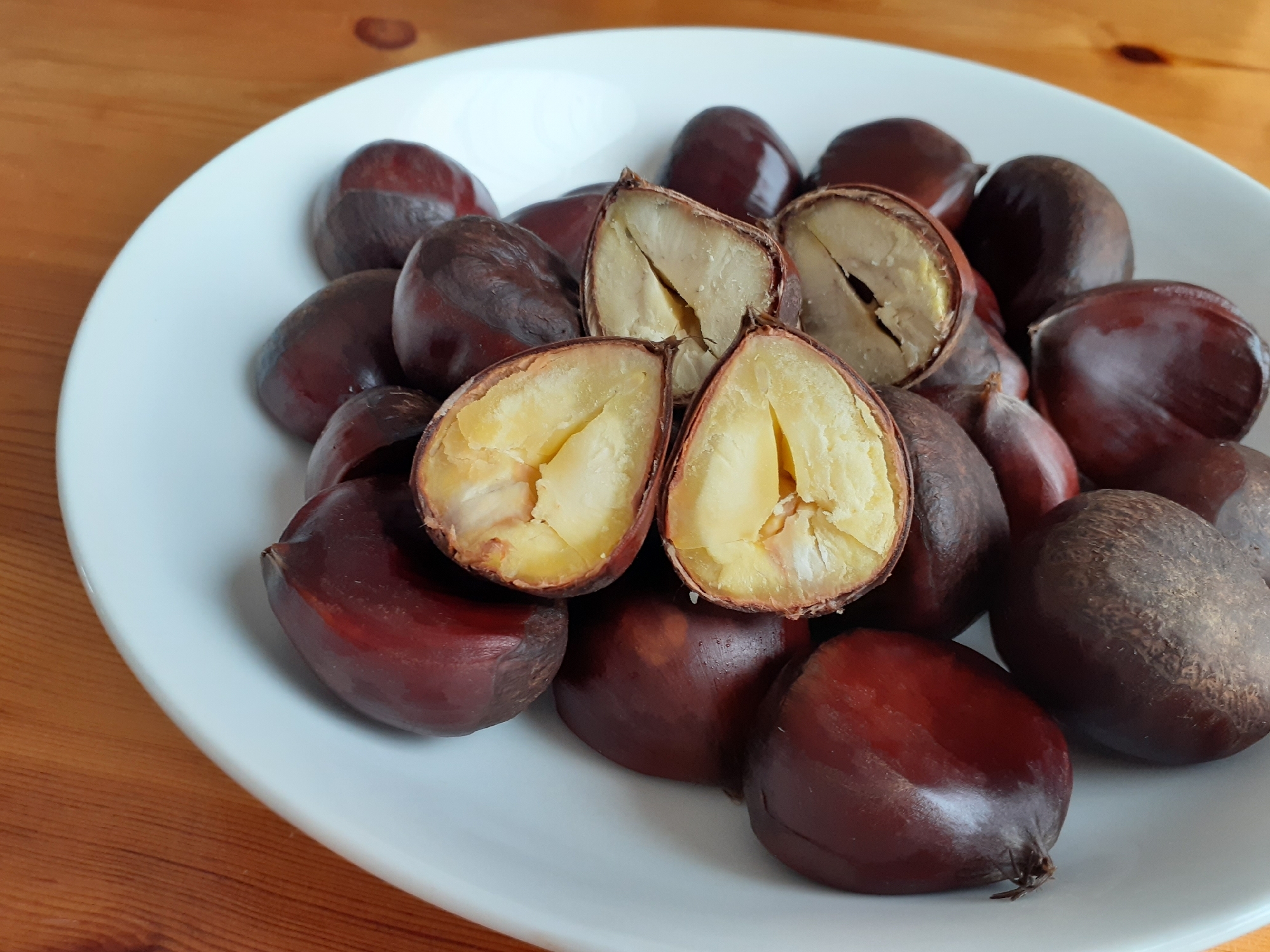 甘くて良い香り！秋のおやつに！簡単栗の塩茹で！