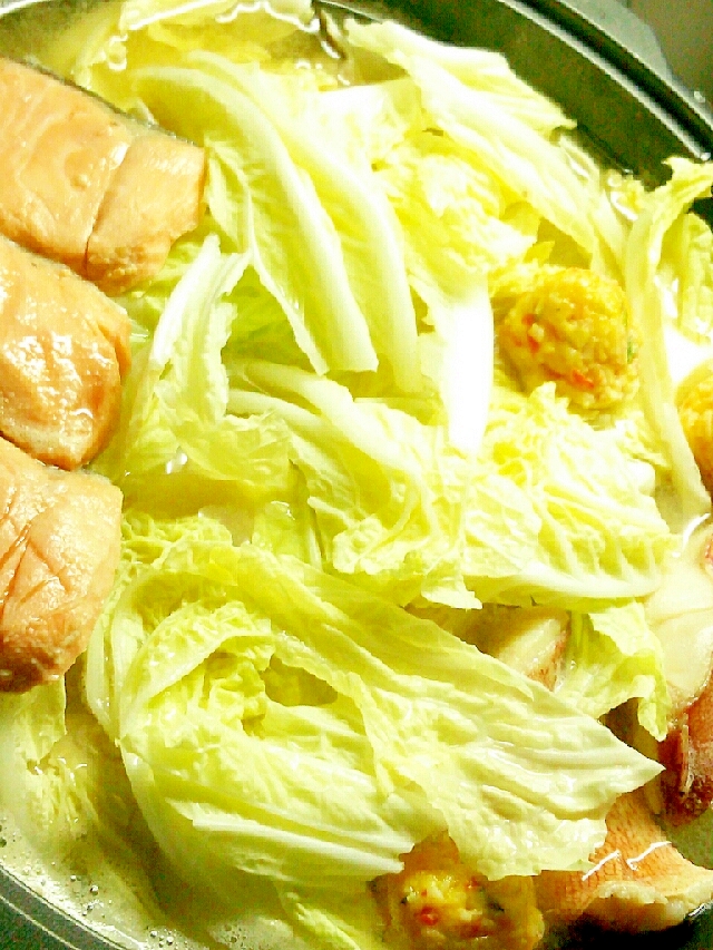 魚たっぷりでも生臭くならない 海鮮味噌寄せ鍋 レシピ 作り方 By にゃんこすけ321 楽天レシピ