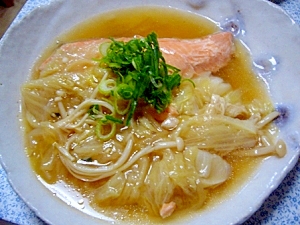 簡単！　圧力鍋使用　鮭と白菜のとろとろスープ煮