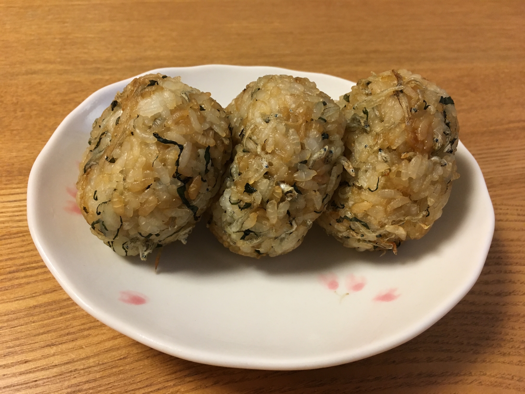 じゃこと大葉の焼きおにぎり