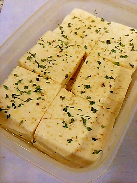 トリュフ風味の木綿豆腐