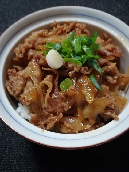 ♪♪吉●家より美味しい？ツユだく吉野家風牛丼♪♪