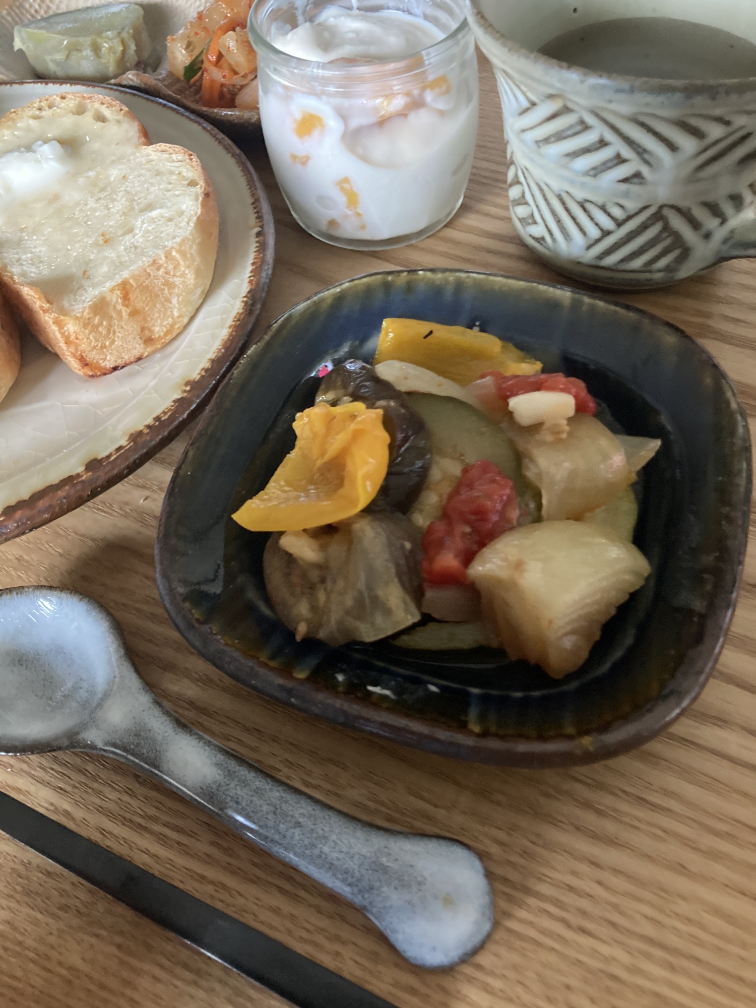 ホーロー鍋で作る野菜のおかず