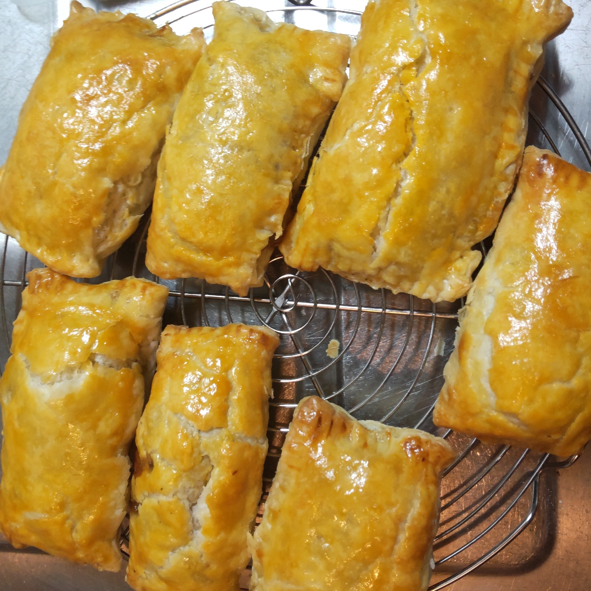 網台にのった菊芋のポテトパイ