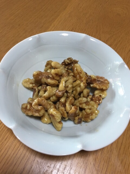 メープルシロップで作りました(*^^*)止まらなくなる美味しさでした☆レシピありがとうございます♡