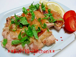 鶏もも肉のハーブソルト焼き バジル添え レシピ 作り方 By イク9110 楽天レシピ