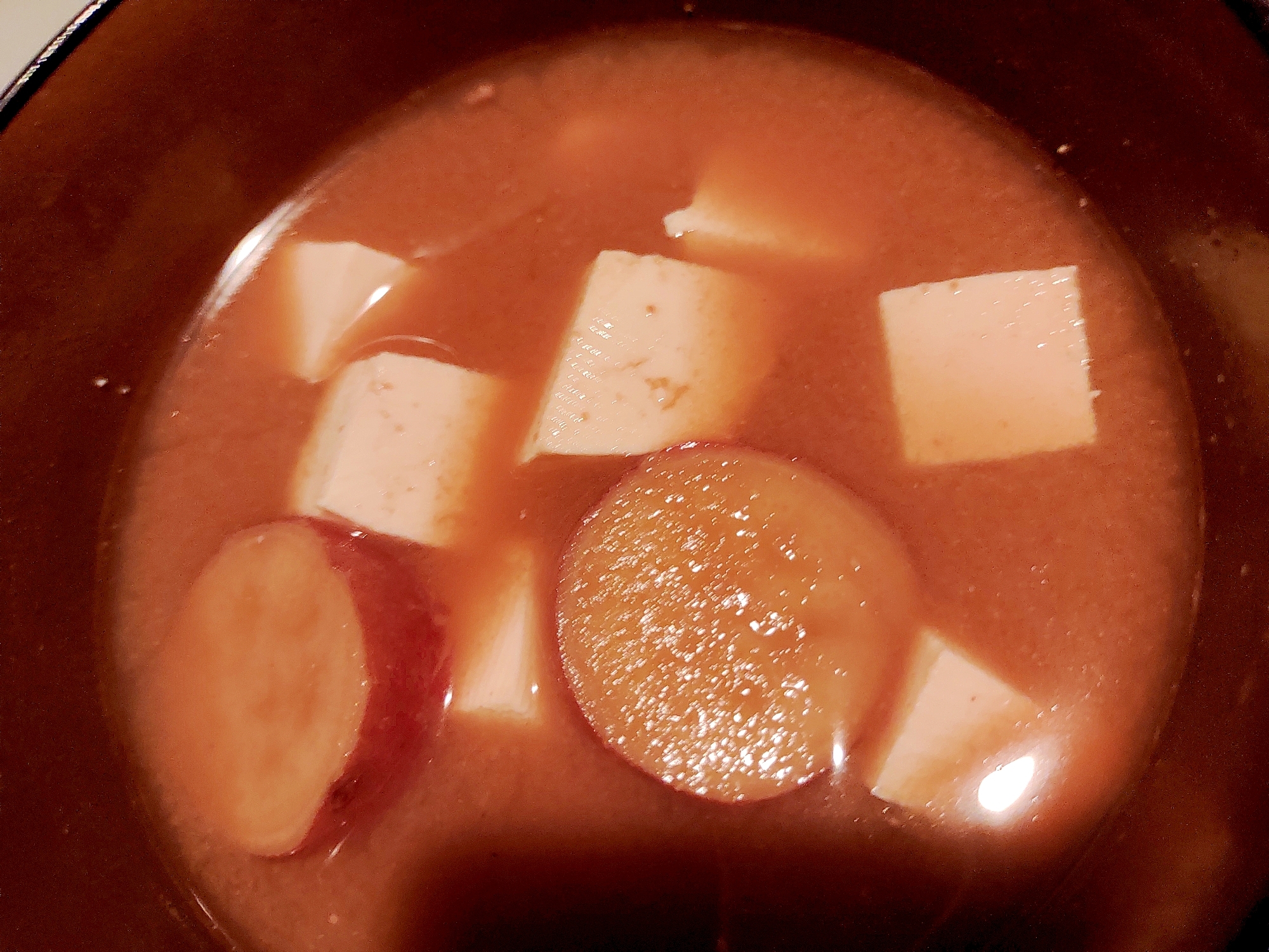 さつまいもと豆腐の味噌汁