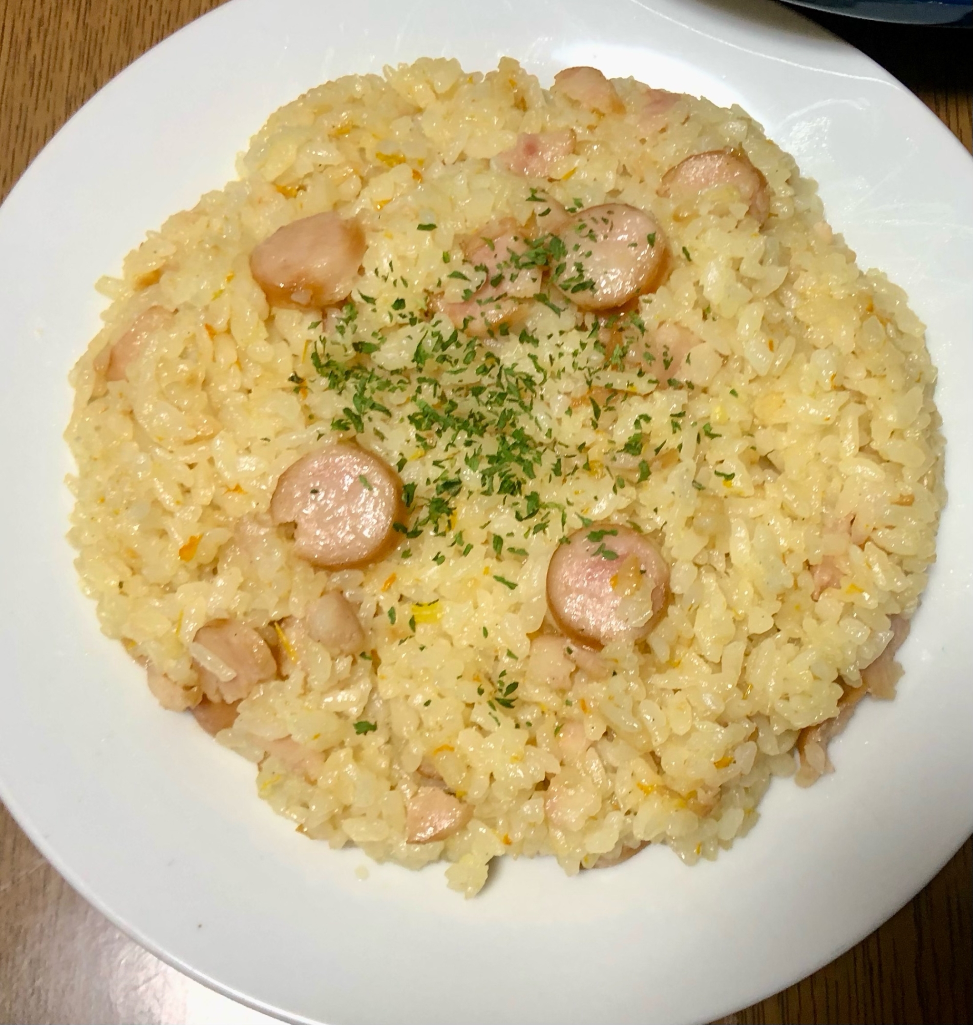 炊飯器で簡単に作れるコンソメ味のピラフ