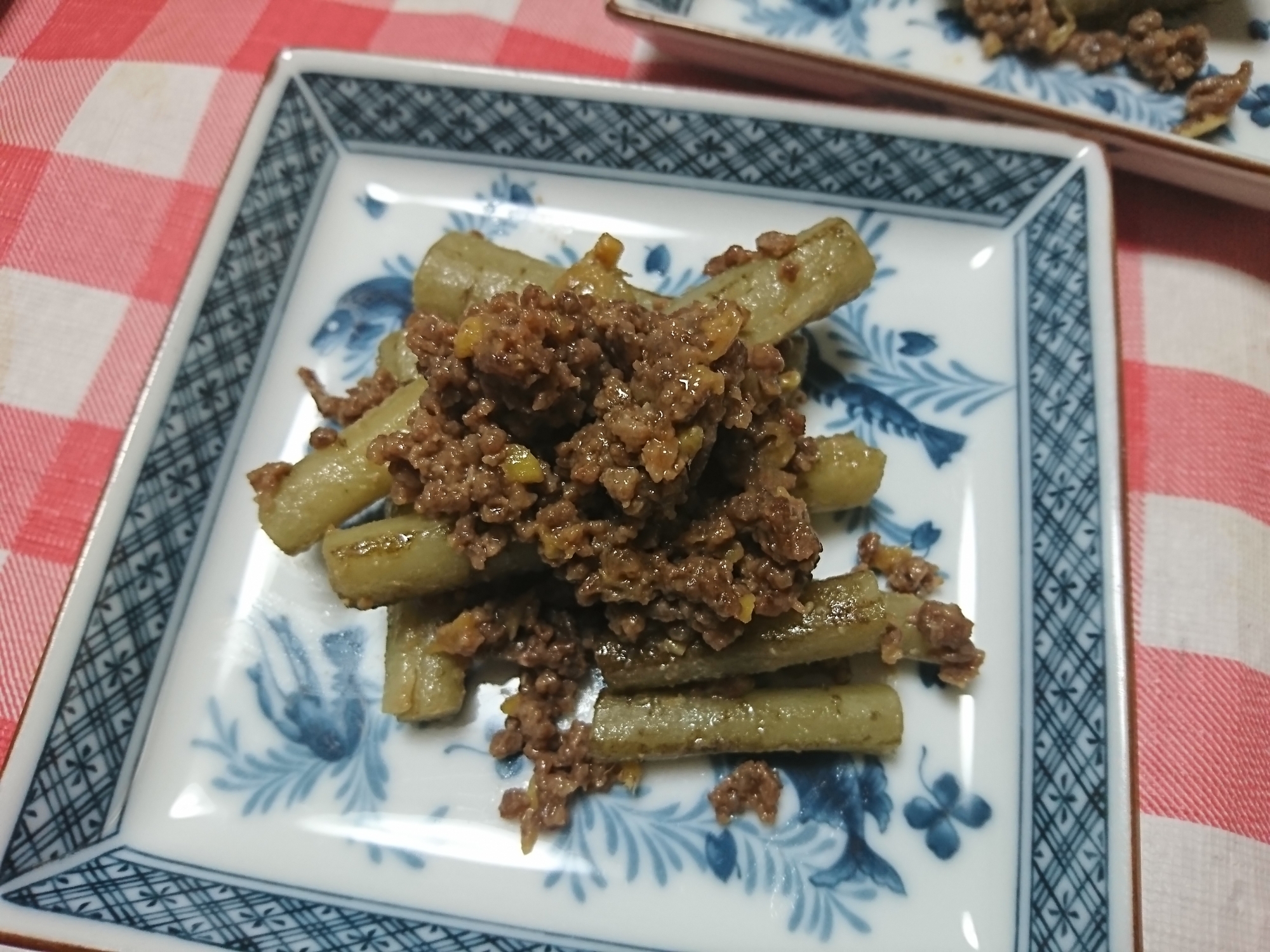 たたきごぼうの肉味噌和え