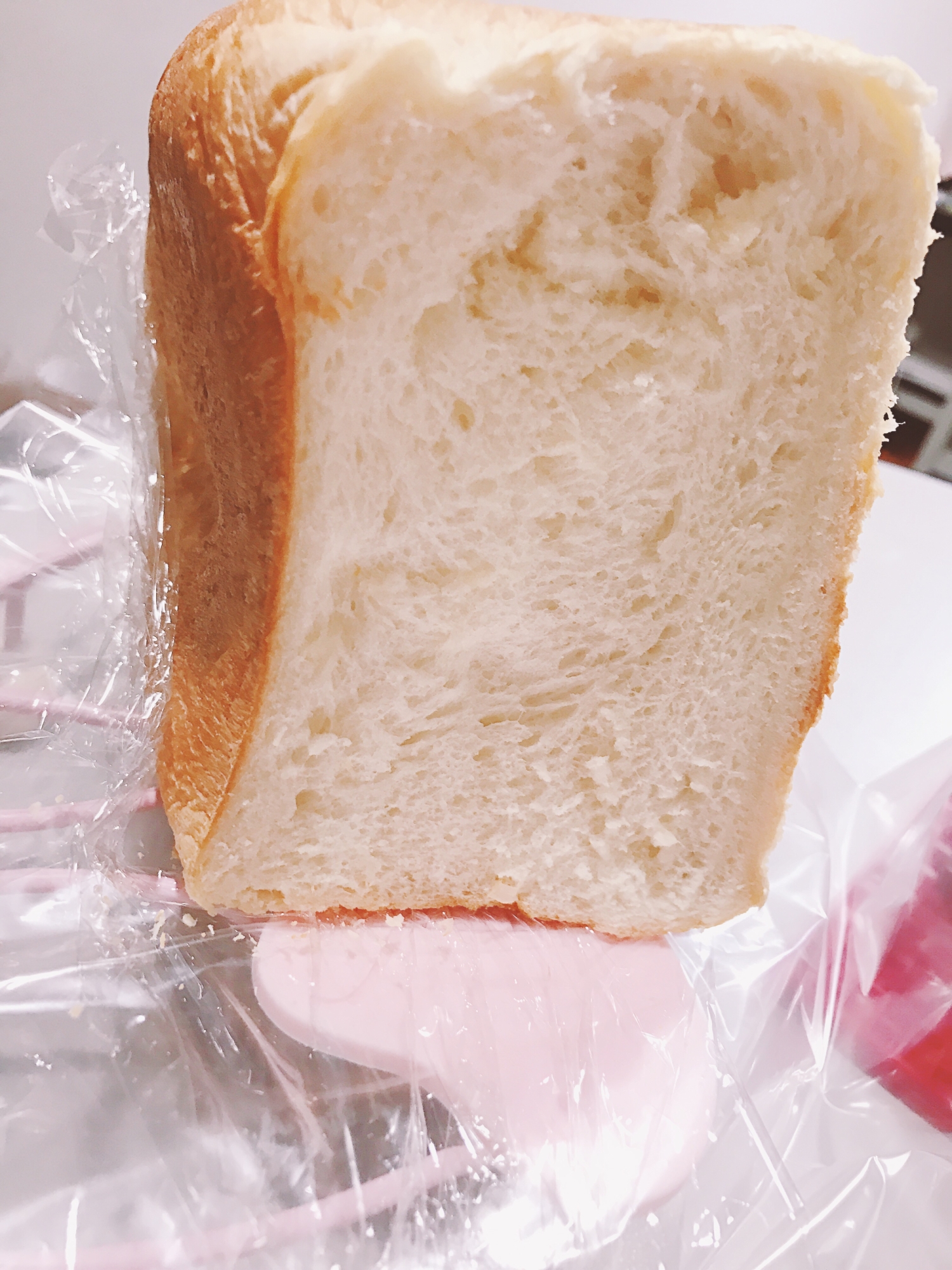 噛めば噛むほど美味しいふわふわしっとり食パン