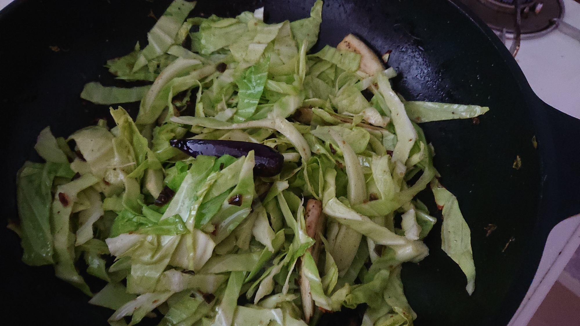 ピータンと鯖缶で簡単野菜炒め