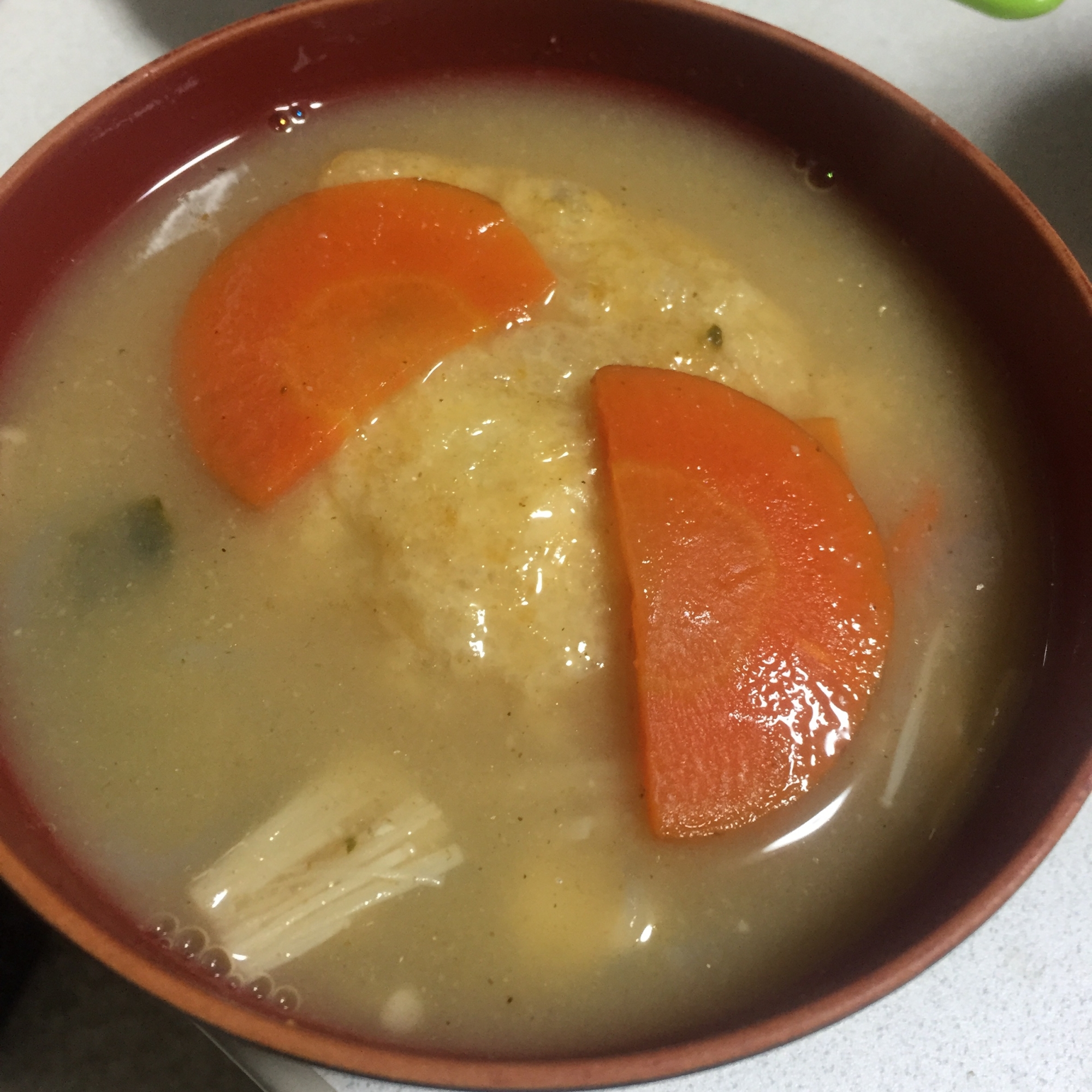 餅巾着の味噌汁仕立て