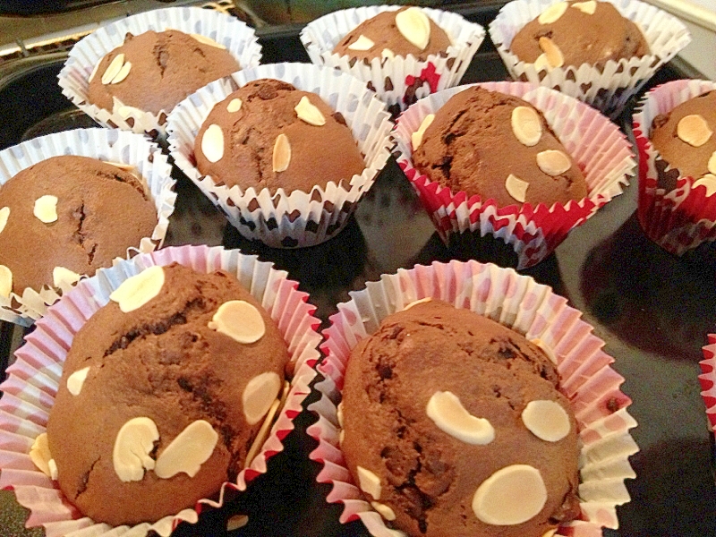 バレンタインに簡単チョコカップケーキ レシピ 作り方 By むんむく 楽天レシピ バレンタインに簡単チョコカップケーキ レシピ 作り方 By むんむく 楽天レシピ