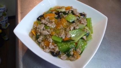 簡単！青梗菜と挽肉の中華丼