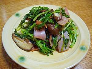 水菜と椎茸のベーコンガーリック炒め