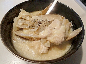 牛乳消費 鶏胸肉と牛蒡と玉ねぎの牛乳チーズ煮 レシピ 作り方 By Chococco3215 楽天レシピ