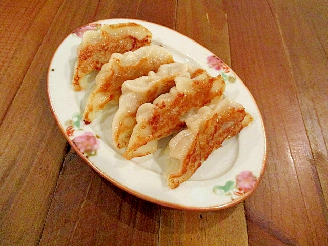 失敗なし 冷凍餃子の焼き方 レシピ 作り方 By ぶるぶるらぶ 楽天レシピ