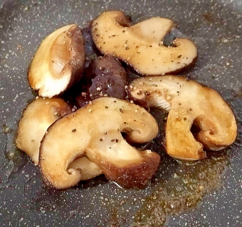 椎茸のバター醤油ソテー