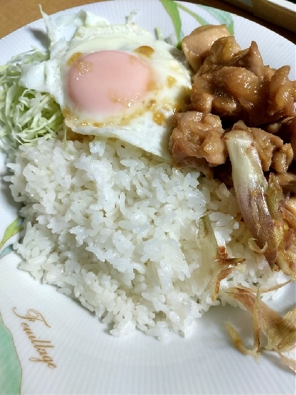 ♪お手軽ランチ♡アジアン屋台風焼き鳥丼♪