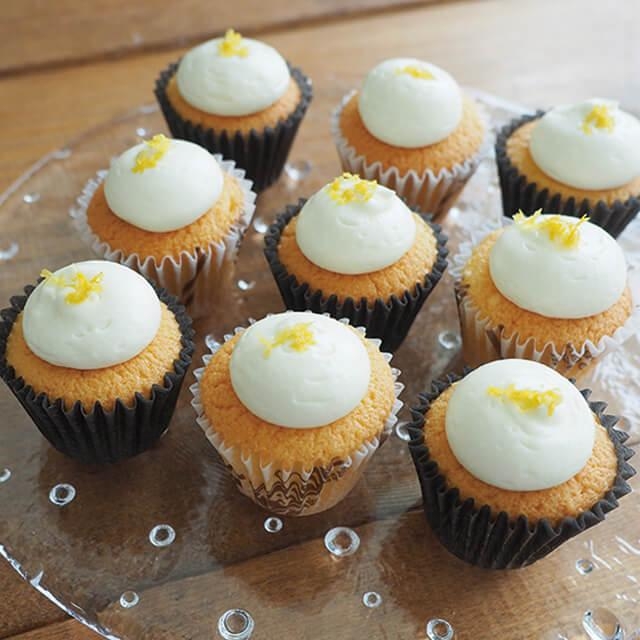 ミニカップケーキ レモンチーズクリームのせ レシピ 作り方 By プロフーズ 楽天レシピ ミニカップケーキ レモンチーズクリームのせ レシピ 作り方 By プロフーズ 楽天レシピ