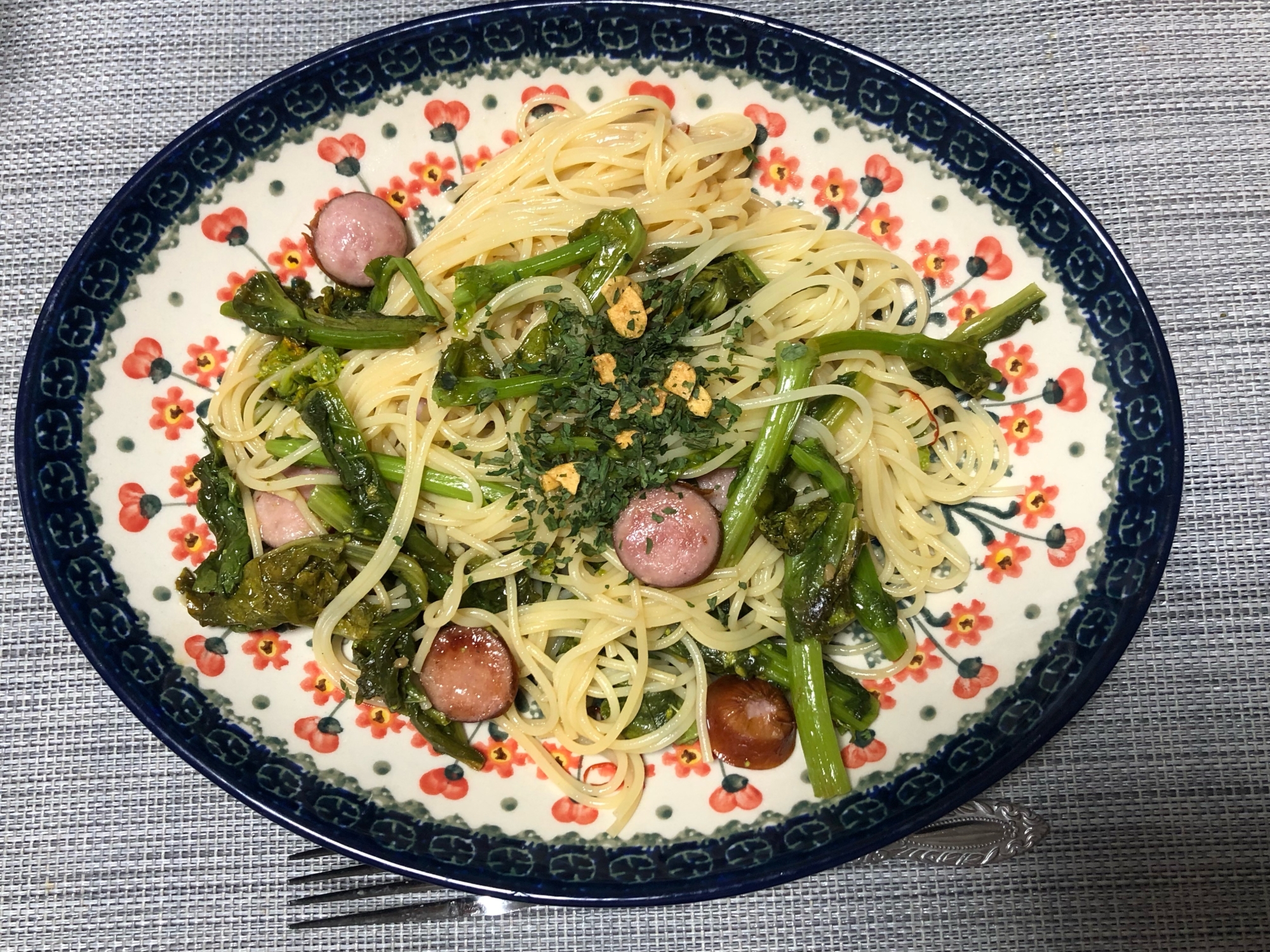 菜の花とソーセージのペペロンチーノ