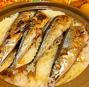 旬の旨味たっぷり♪秋刀魚ご飯