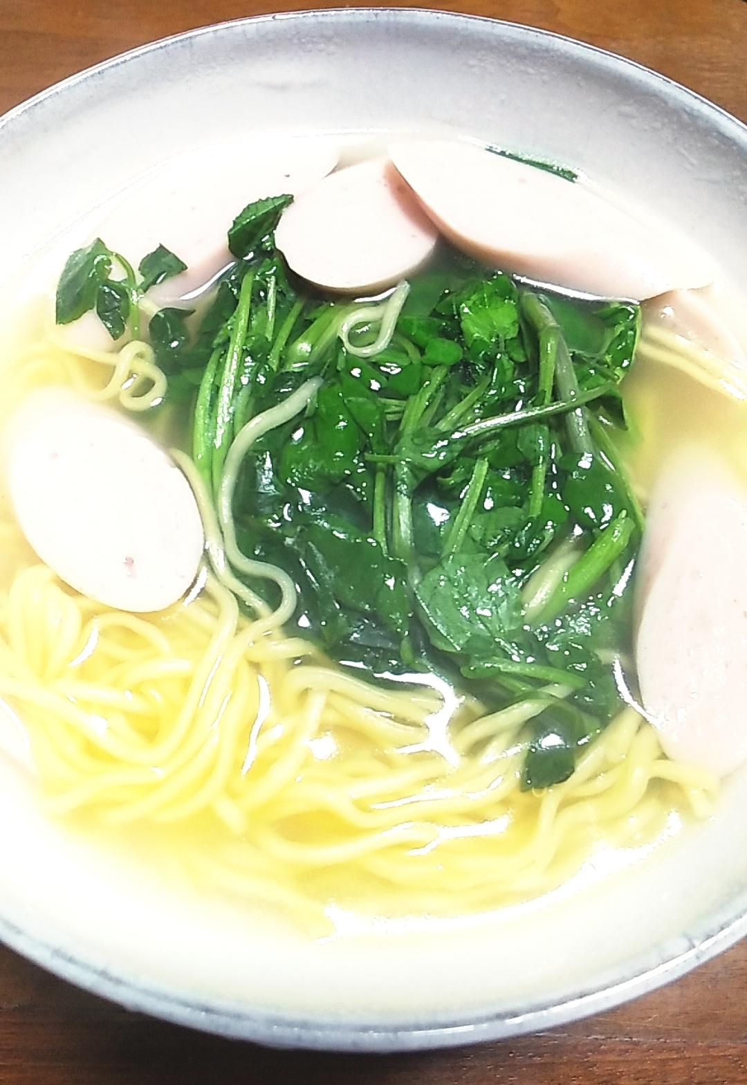 クレソン　魚肉ソーセージ　生姜の柚子塩らーめん