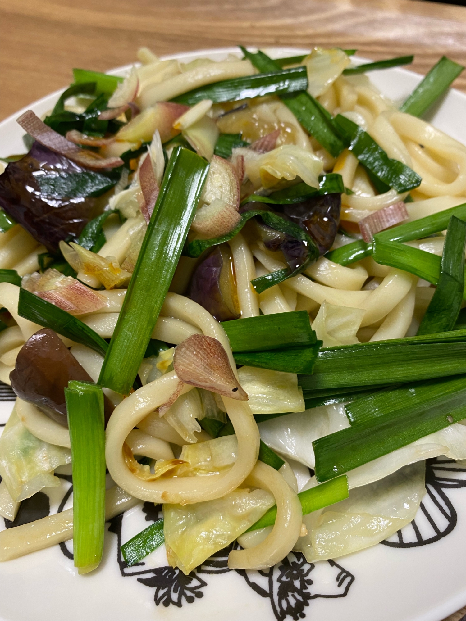 ナスとニラのラー油焼うどん